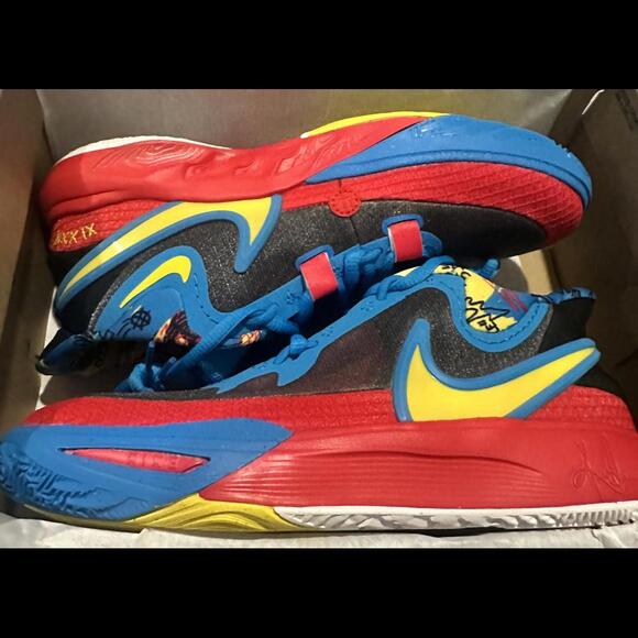 New Nike Kyrie 8 GO SE Youth 7 or Women's 8.5 Black/Tour Yellow/Noir/Jaune Tour - Picture 3 of 7